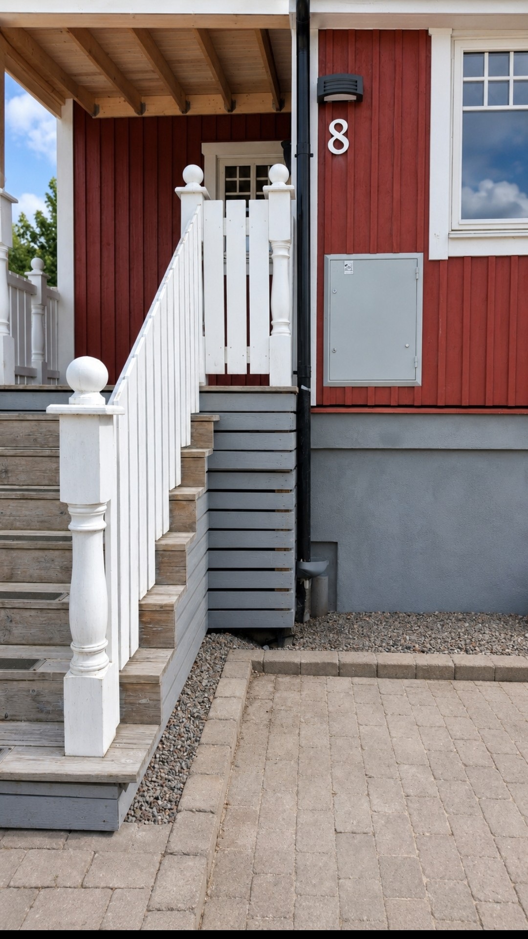 Färdigt entrétak i Upplands Väsby